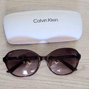 Calvin Klein 609 Burgundy Havana Rectangle Oval Shaped UV Sunglasses & Case